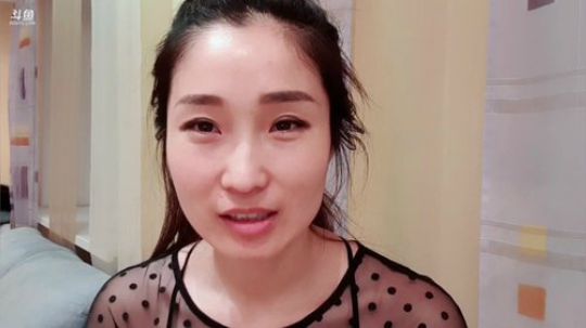 等待美女放学回家。 2019-10-26 18点场