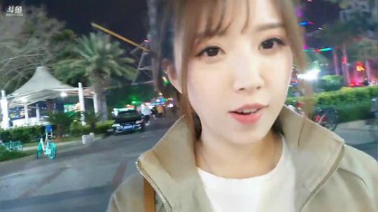 痴汉巡街