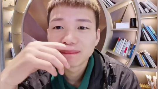 《鱼行天团》随机领你看世界 2019-10-27 08点场