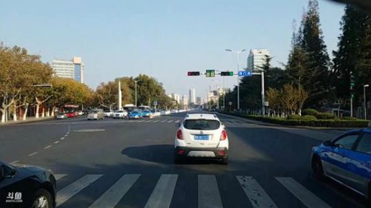 哆啦爱梦梦发布了一个斗鱼视频2019-10-27