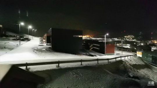 我在斗鱼看在线天文直播科普