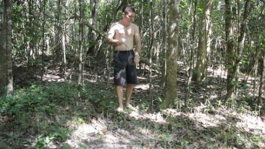 【原始技术合集】澳洲小哥徒手建造  47、工棚失火重建