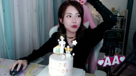 格莱美发布了一个斗鱼视频2019-10-31