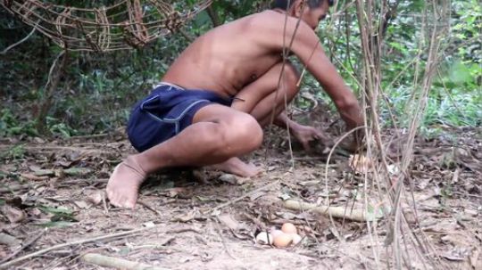 【躺尸兄弟】晚餐 烤点鸡蛋吃吃