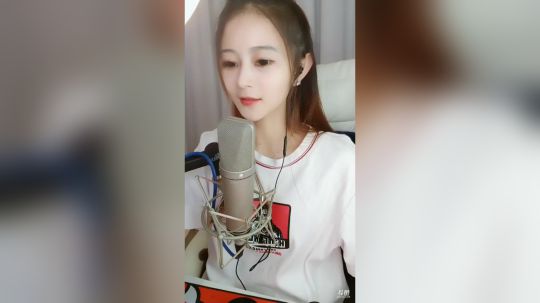 阿华丨Awa丶发布了一个斗鱼视频2019-11-02