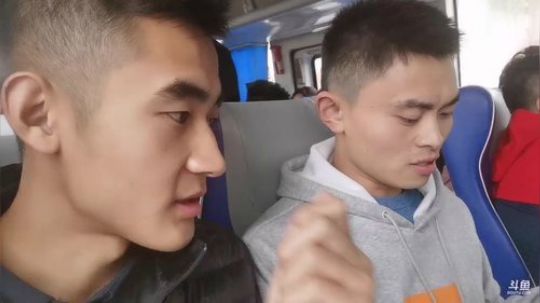 科头溜子发布了一个斗鱼视频2019-11-02