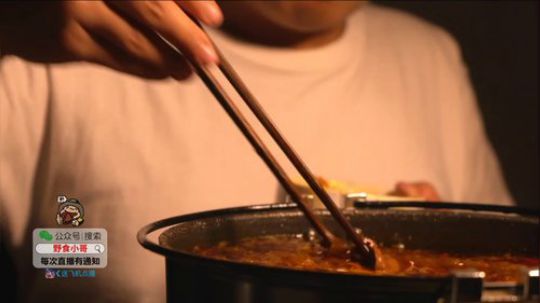 哆啦爱梦梦发布了一个斗鱼视频2019-11-02