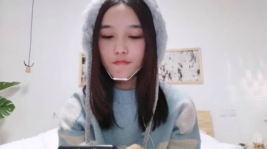 肖淑洁生命中的光和盐发布了一个斗鱼视频2019-11-04