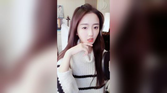 登月团丶离去发布了一个斗鱼视频2019-11-04