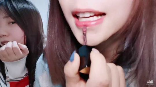 肖淑洁生命中的光和盐发布了一个斗鱼视频2019-11-05