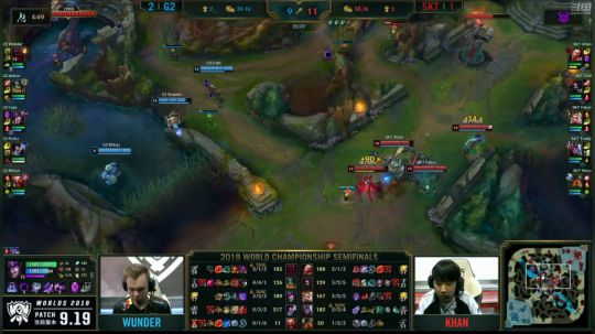 我在斗鱼看英雄联盟赛事直播英雄联盟