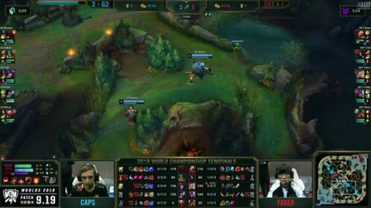 我在斗鱼看英雄联盟赛事直播英雄联盟