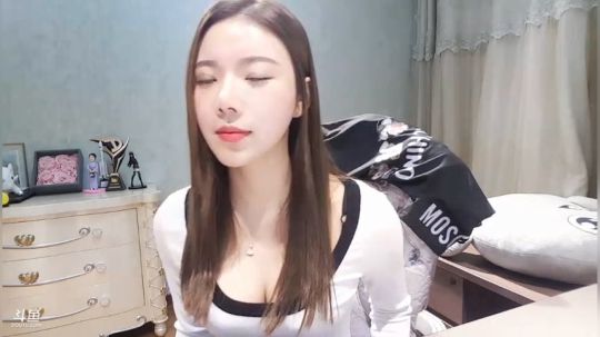 小姨子：招募真爱粉 2019-11-06 19点场