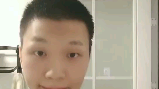 喜欢唱跳tap盖伦