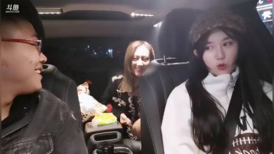 外面的天很冷心很热 2019-11-06 20点场