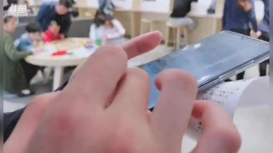 一条猪兒虫OvO发布了一个斗鱼视频2019-11-09