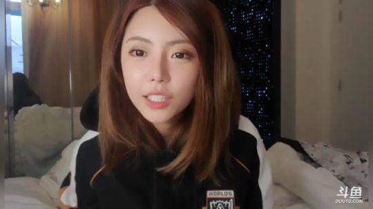 流年手中逝发布了一个斗鱼视频2019-11-09
