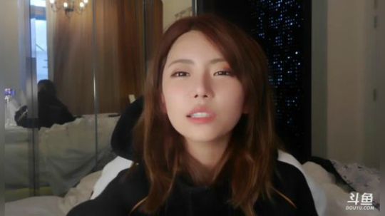 流年手中逝发布了一个斗鱼视频2019-11-09