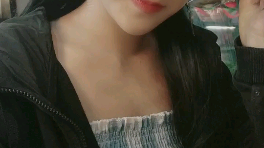 三次元少女佐拉发布了一个斗鱼视频2019-11-09