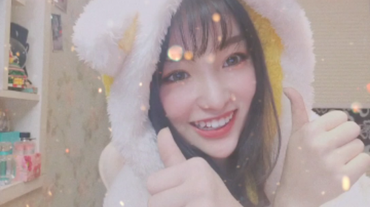 生活很苦 但我很甜~