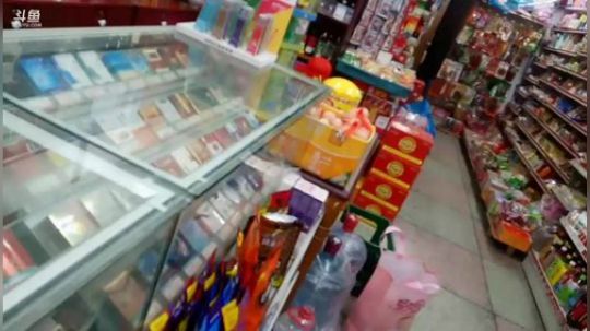我在斗鱼看做个疯子直播户外