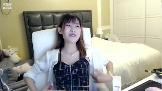 不再畏惧丶为愛低头发布了一个斗鱼视频2019-11-13