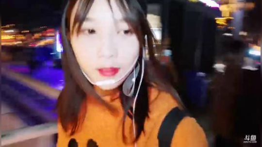 肖淑洁生命中的光和盐发布了一个斗鱼视频2019-11-15