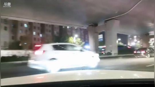 郑州好冷！ 2019-11-17 18点场