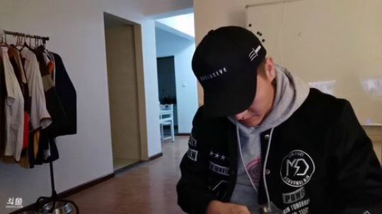 心心恋凡发布了一个斗鱼视频2019-11-18