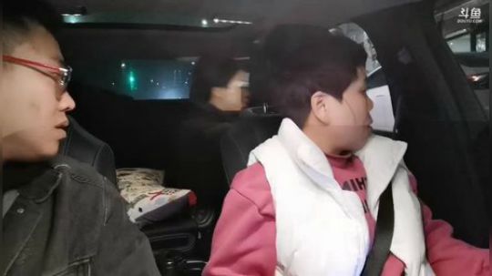 郑州好冷！ 2019-11-18 19点场