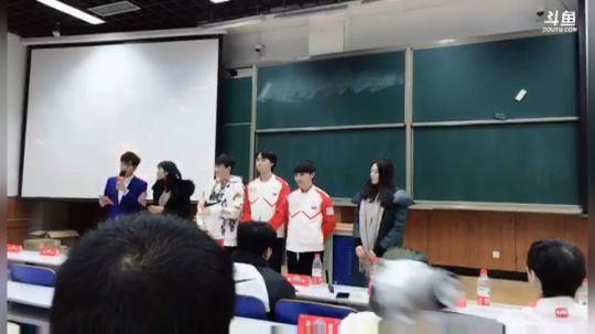 看看