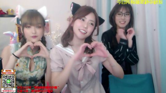 菜菜的瓜皮帽发布了一个斗鱼视频2019-11-20