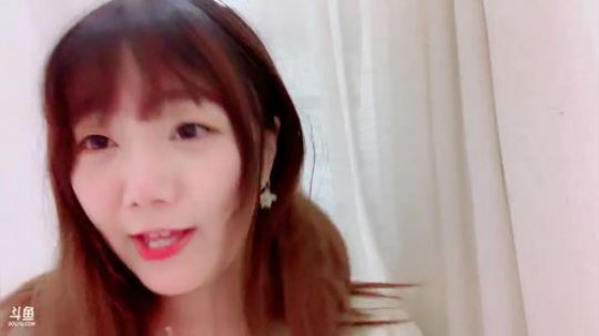 大鱼哆宝发布了一个斗鱼视频2019-11-21