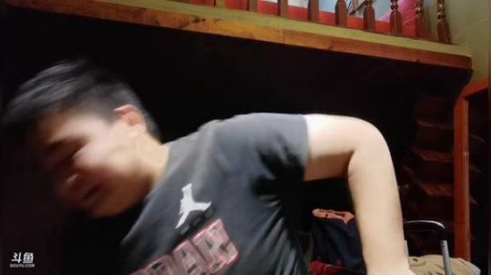 《睿智兄弟》闯越南胡志明 2019-11-21 02点场