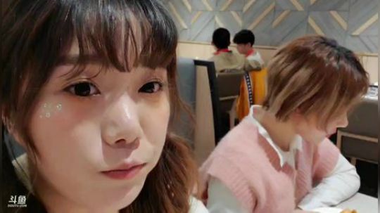 ❤饿了一整天惹❤ 2019-11-22 22点场