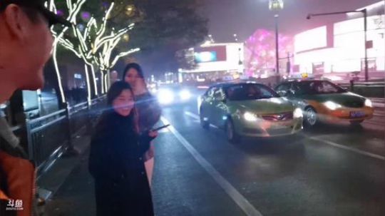 悉悉好美我爱了发布了一个斗鱼视频2019-11-22