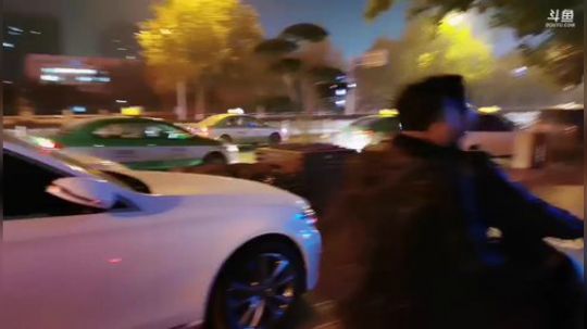 郑州酒吧街守夜！ 2019-11-23 01点场