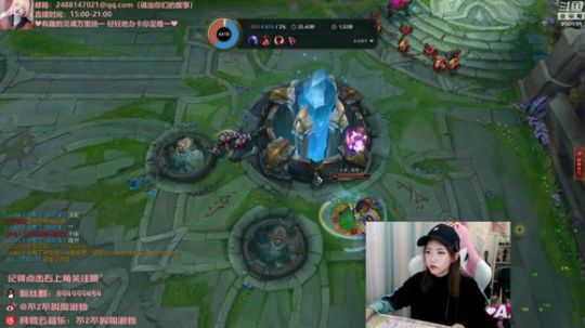 菜菜的瓜皮帽发布了一个斗鱼视频2019-11-24