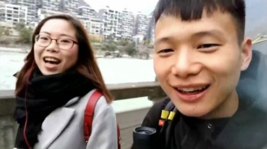 《睿智兄弟》闯越南湄公河水上市场 2019-11-24 05点场