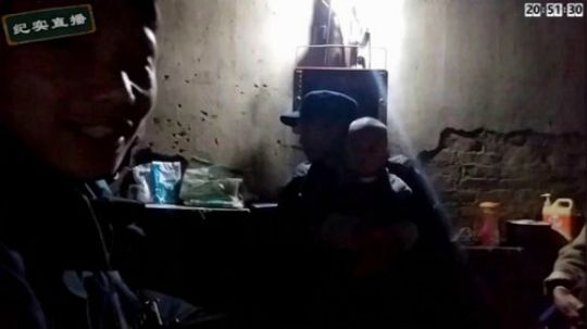 《睿智兄弟》闯越南湄公河水上市场 2019-11-24 07点场