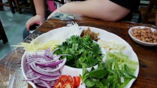 三胖闯潮汕鱼生(≧ω≦)/ 2019-11-23 22点场