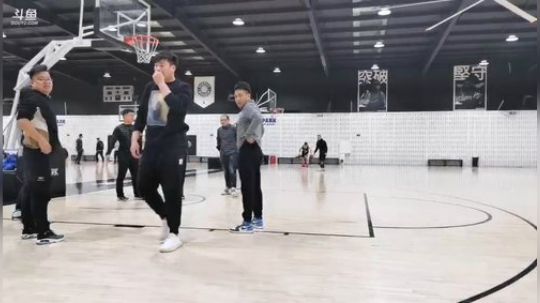 寒冷的天温暖的心 2019-11-26 17点场
