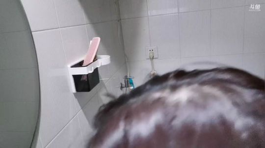 悉悉好美我爱了发布了一个斗鱼视频2019-11-28