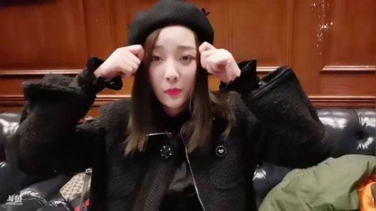 悉悉好美我爱了发布了一个斗鱼视频2019-11-28