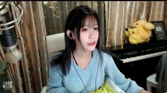 喵老师的圣诞树发布了一个斗鱼视频2019-11-29