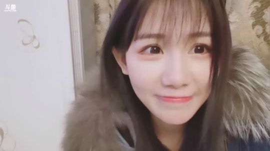 喵老师的圣诞树发布了一个斗鱼视频2019-11-30