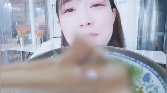 肖淑洁生命中的光和盐发布了一个斗鱼视频2019-12-01