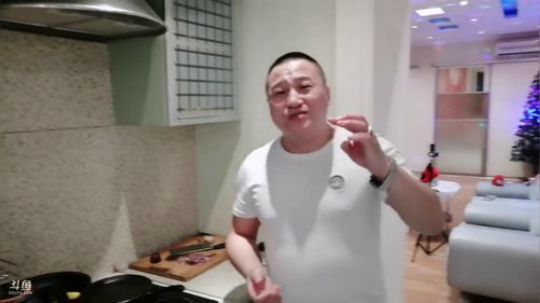 一姐来了，美女多多。 2019-12-03 19点场