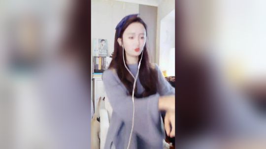 阿华丨Awa丶发布了一个斗鱼视频2019-12-03