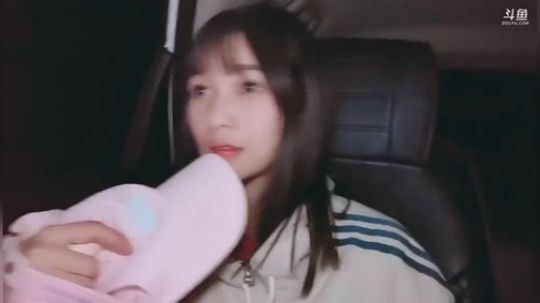 肖淑洁生命中的光和盐发布了一个斗鱼视频2019-12-03